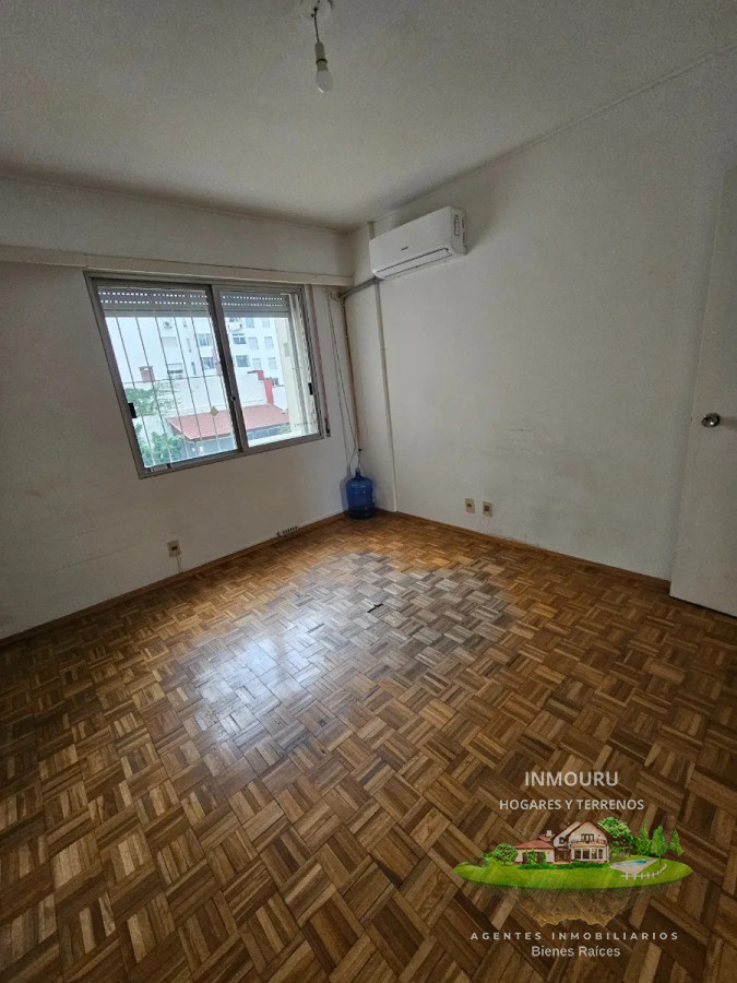 Apartamento ID.1552 - Alquilo Lindo Apto frente a la Playa de Pocitos,