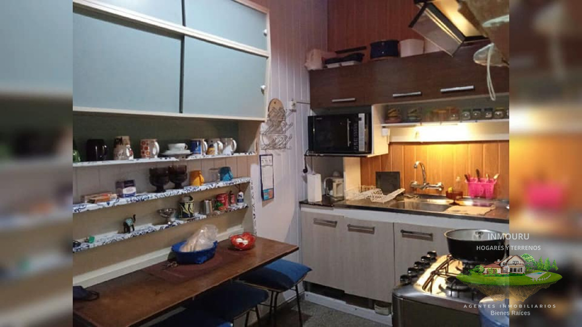 Apartamento ID.950 - Se vende apartamento en planta baja, 2 dormitorios, Ciudad Vieja