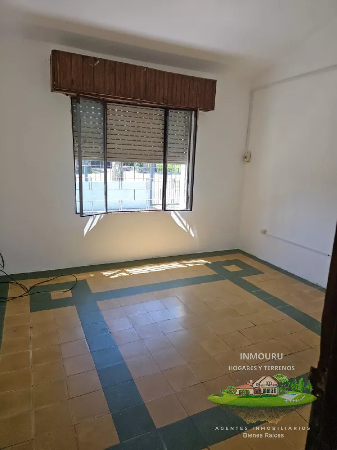 Apartamento ID.444 - Alquiler de casa de 2 dormitorios en las Piedras entrada para camiones 