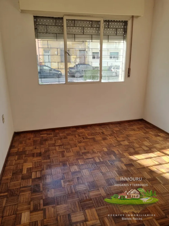 Apartamento ID.1750 - Alquiler de Aparamento 2 Dormitorios en ciudad Vieja 
