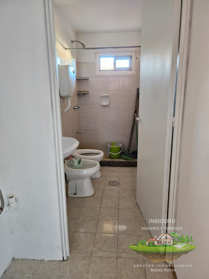 Apartamento ID.2635 - Alquilo Amplio Y Luminoso Apto en complejo cerrado ubicado en flor de Maroñas