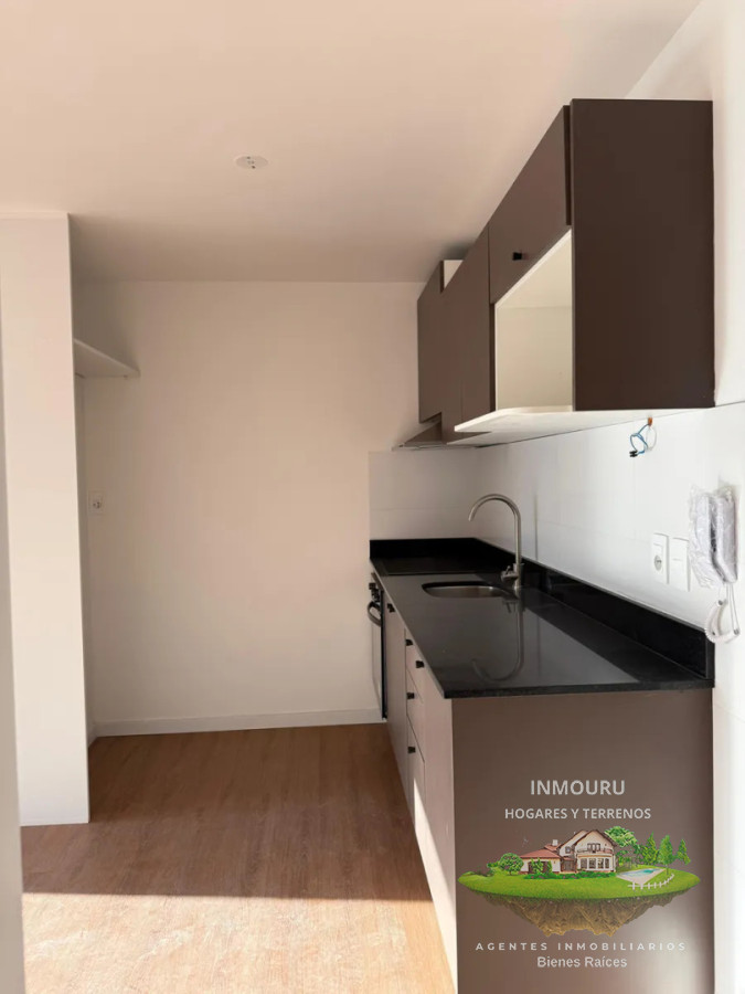Apartamento ID.2216 - ALQUILER de apartamento en CORDON SUR
