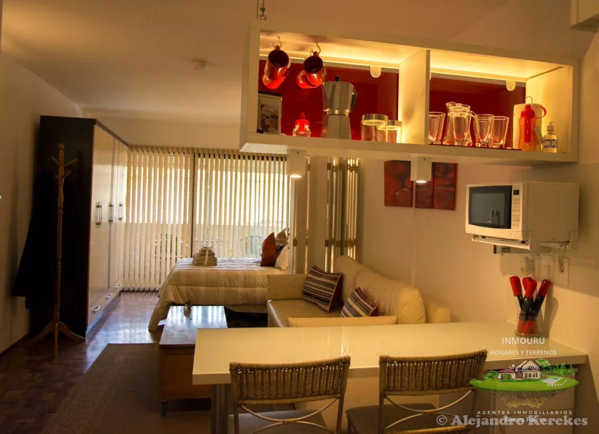 Apartamento ID.714 - ALQUILER de MONOAMBIENTE en POCITOS completamente EQUIPADO