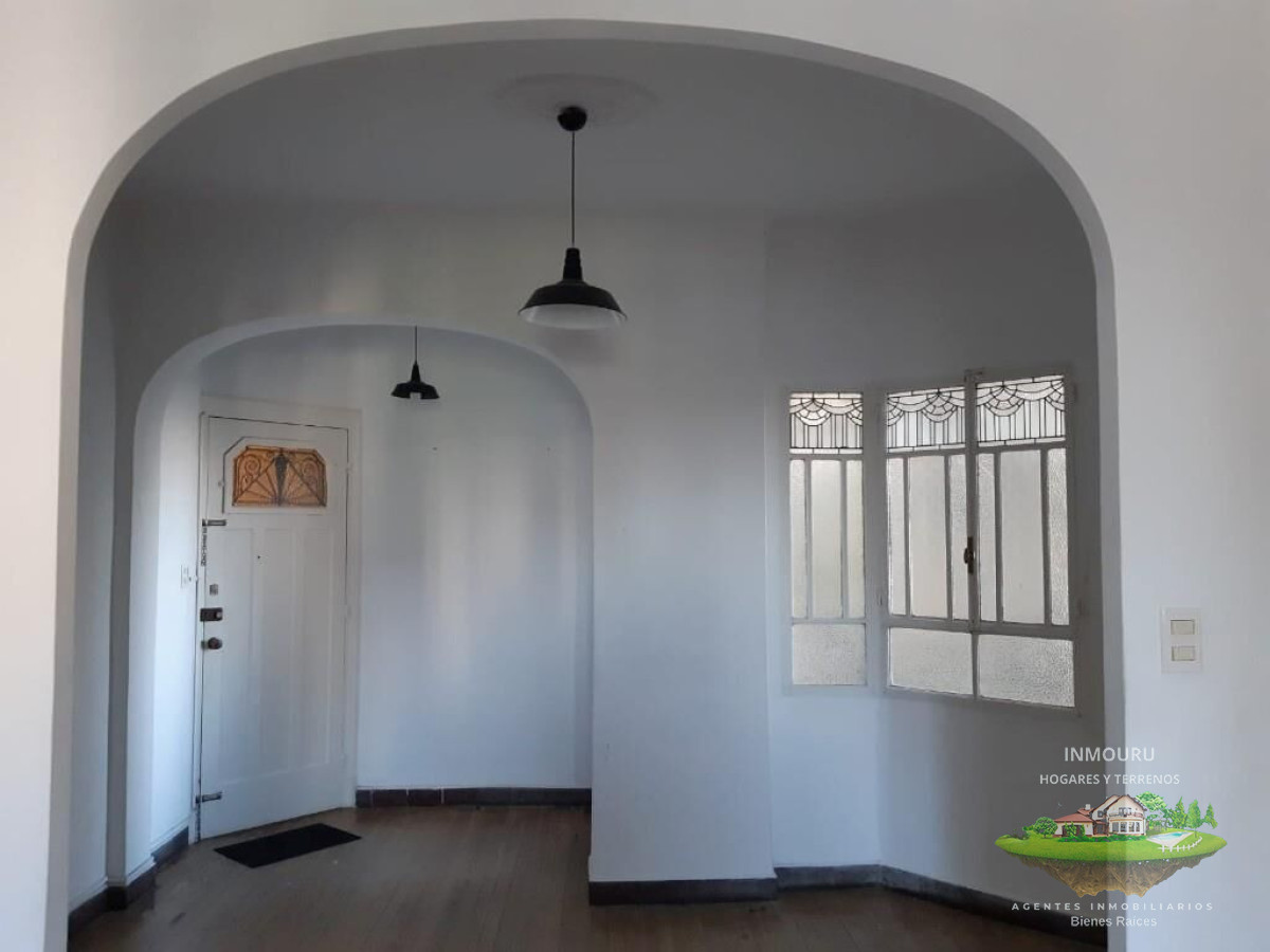 Apartamento ID.2755 - Se Alquila Espacioso Apartamento en Centro