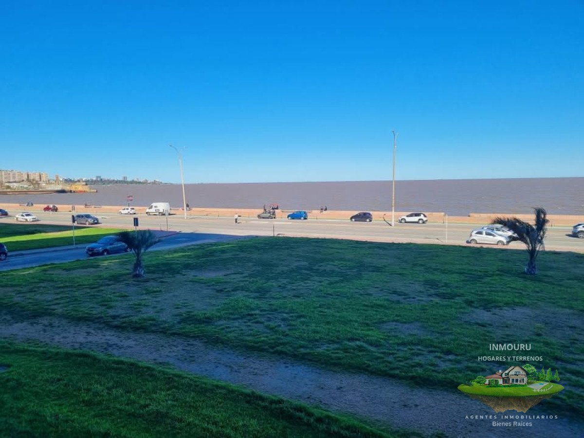 Apartamento ID.1749 - Alquilo Lindo Apto en la Ciudad Vieja