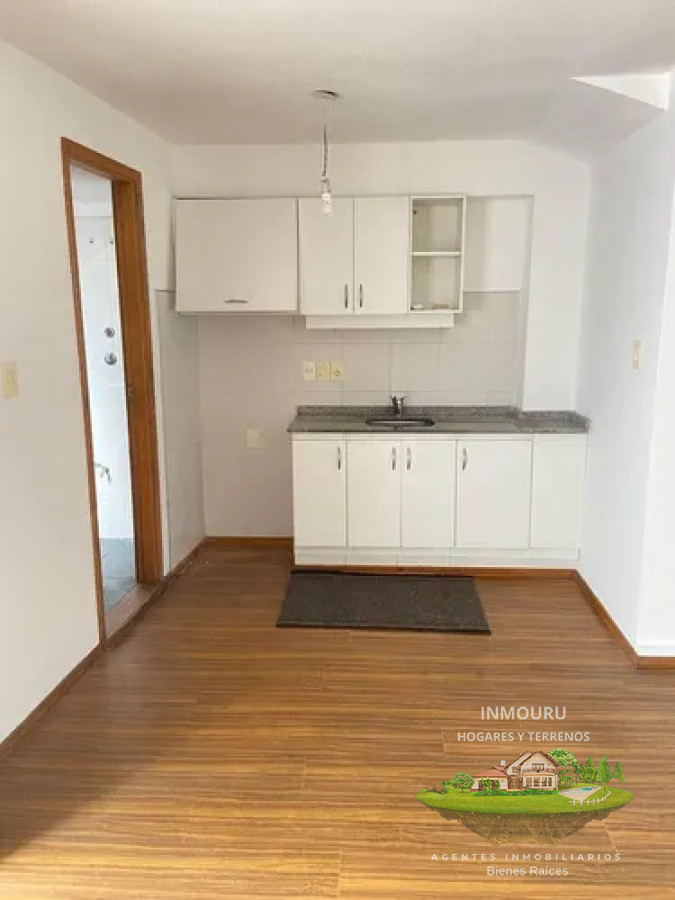 Apartamento ID.1079 - Se alquila lindo monoambiente en Cordón,