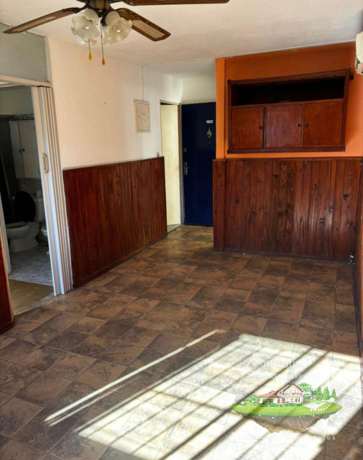 Apartamento ID.2412 - Se alquila apartamento en zona Colon