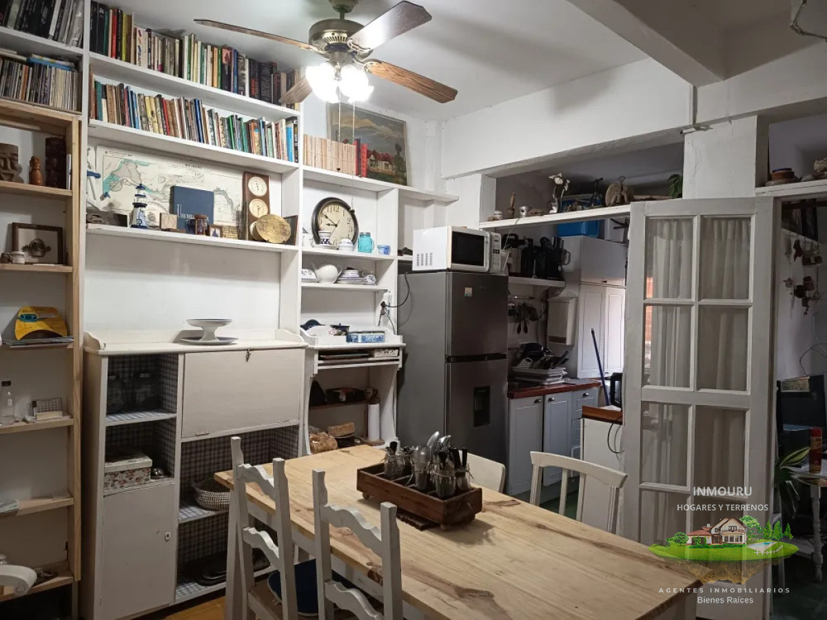 Apartamento ID.2044 - Vendo  Lindo Apartamento en Edificio Emblemático de Atlántida