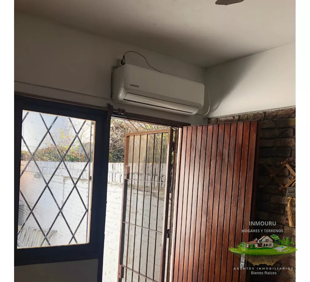Apartamento ID.473 - Se vende casa a 20m de la playa, amoblada, con cochera, Atlántida
