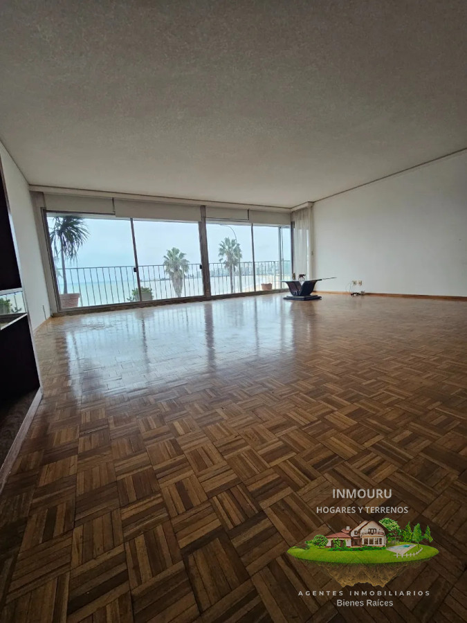 Apartamento ID.1552 - Alquilo Lindo Apto frente a la Playa de Pocitos,