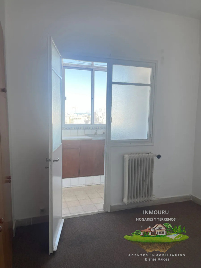 Apartamento ID.2667 - Alquiler de Hermoso Apto en Cordón 4 Dormitorios 