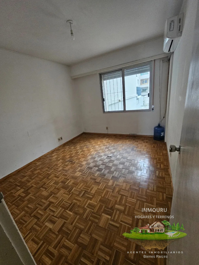 Apartamento ID.1552 - Alquilo Lindo Apto frente a la Playa de Pocitos,
