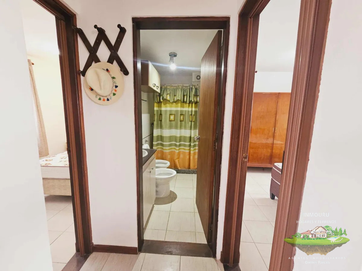 Apartamento ID.1742 - Vendo Apartamento tipo casa  2 Dorm. con cochera y Azotea con Parrillero