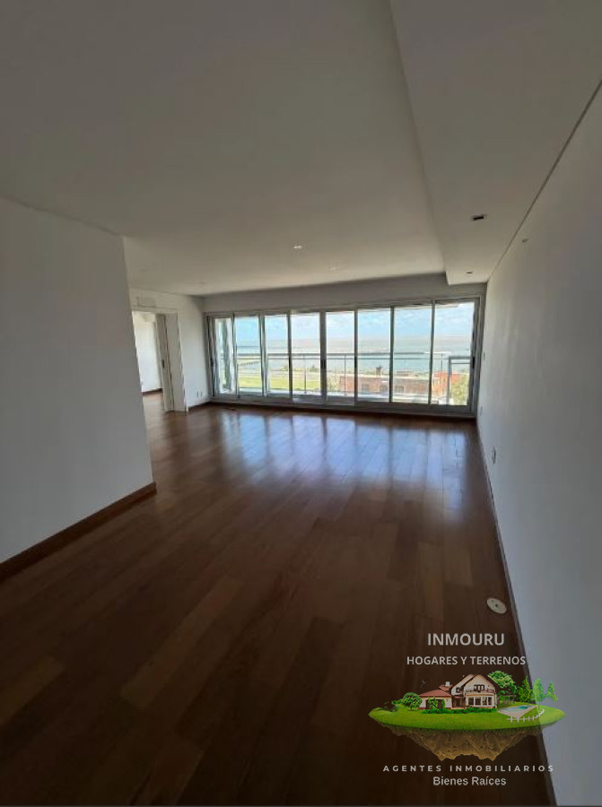 Apartamento ID.1375 - Alquiler de Penthouse en Buceo