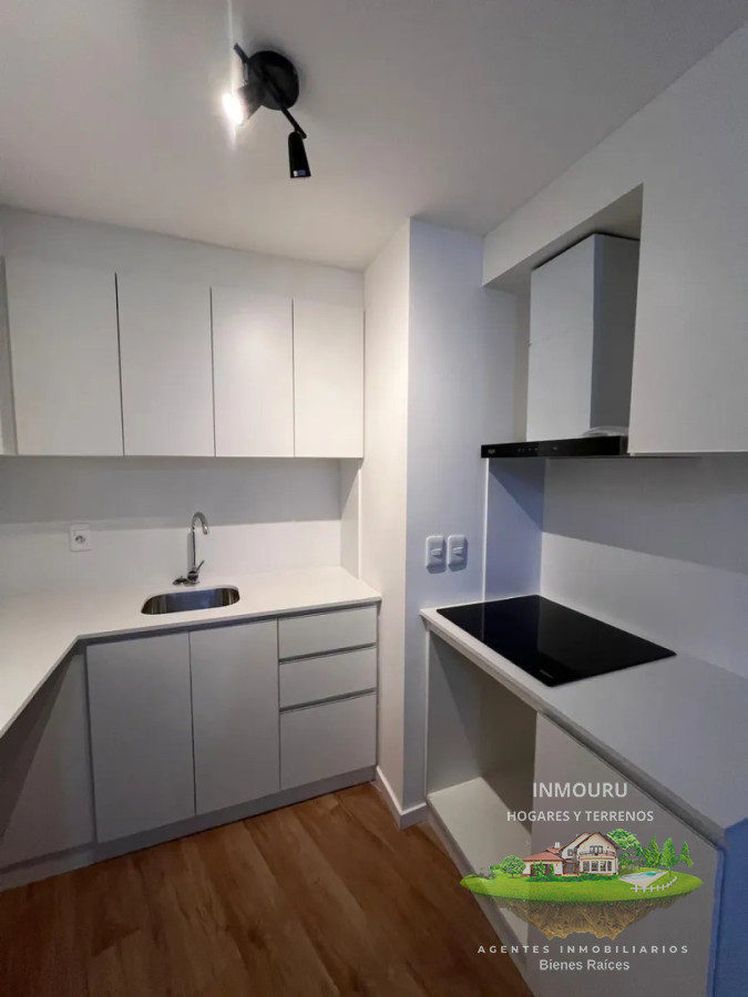 Apartamento ID.2818 - Alquiler de Apto de 1 Dormitorio con garaje en Tres Cruces