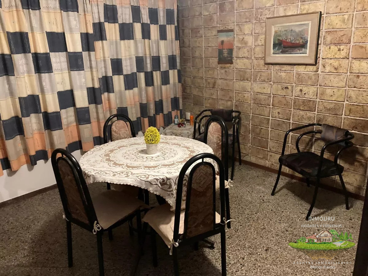 Apartamento ID.473 - Se vende casa a 20m de la playa, amoblada, con cochera, Atlántida