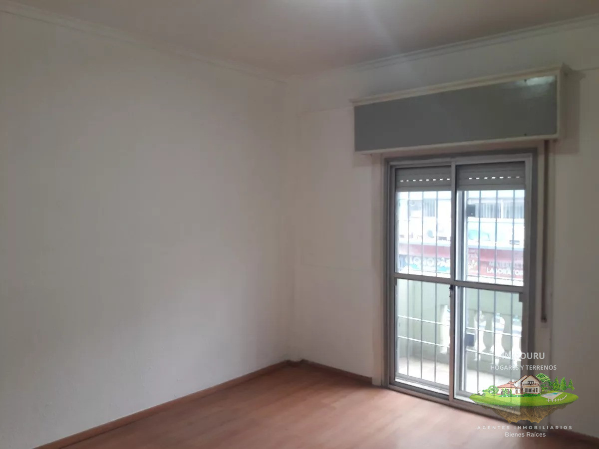 Apartamento ID.736 - Se alquila apto de 2 dormitorios, Centro