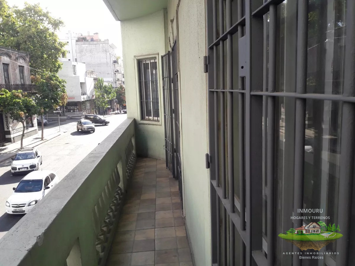 Apartamento ID.736 - Se alquila apto de 2 dormitorios, Centro