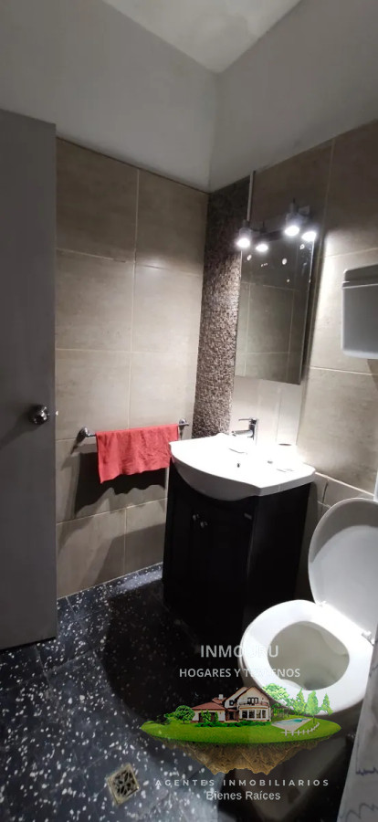 Apartamento ID.1027 - Se alquila apartamento en planta baja de 2 dormitorios, Pocitos