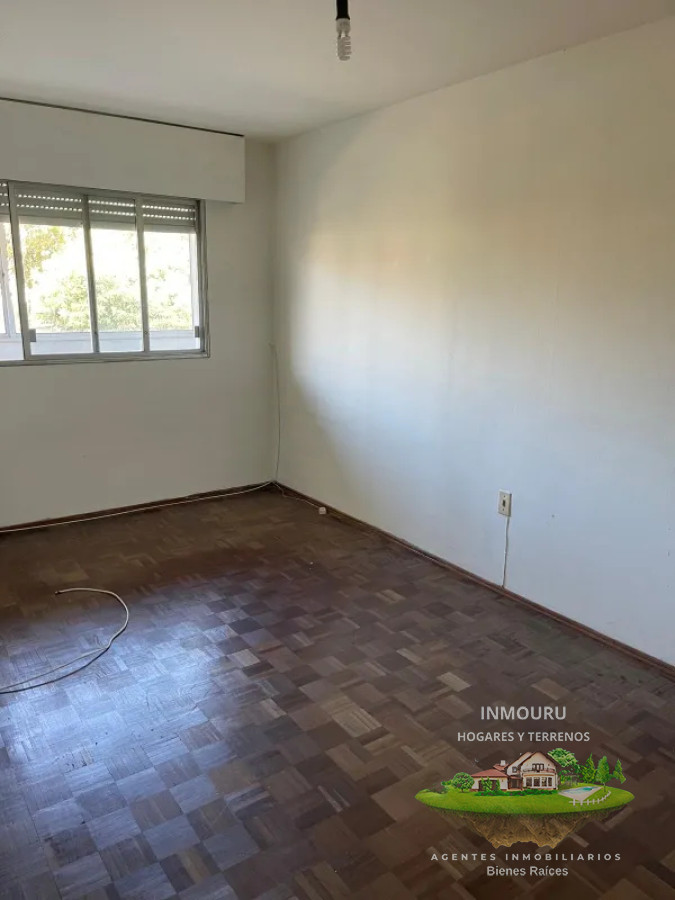 Apartamento ID.883 - Alquiler de apartamento en Tres Cruces 2 dormitorios