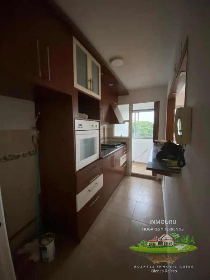 Apartamento ID.2753 - Alquiler de Apto de 2 Dormitorios en Buceo