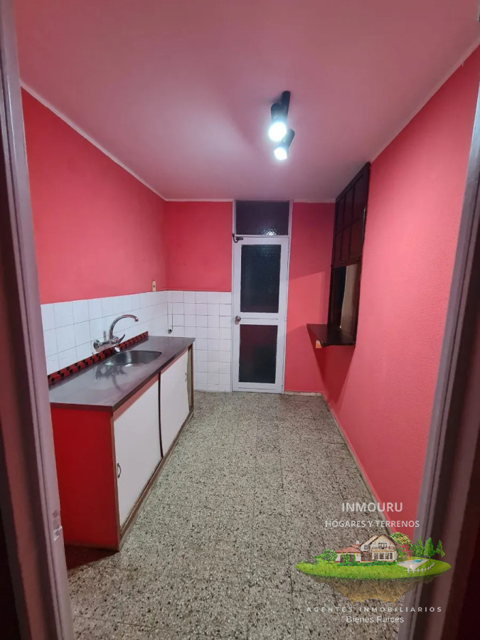 Apartamento ID.930 - Venta de Apartamento 4 Dorm en malvin norte a 1 cuadra de av. italia, cerca de shopping plaza italia.