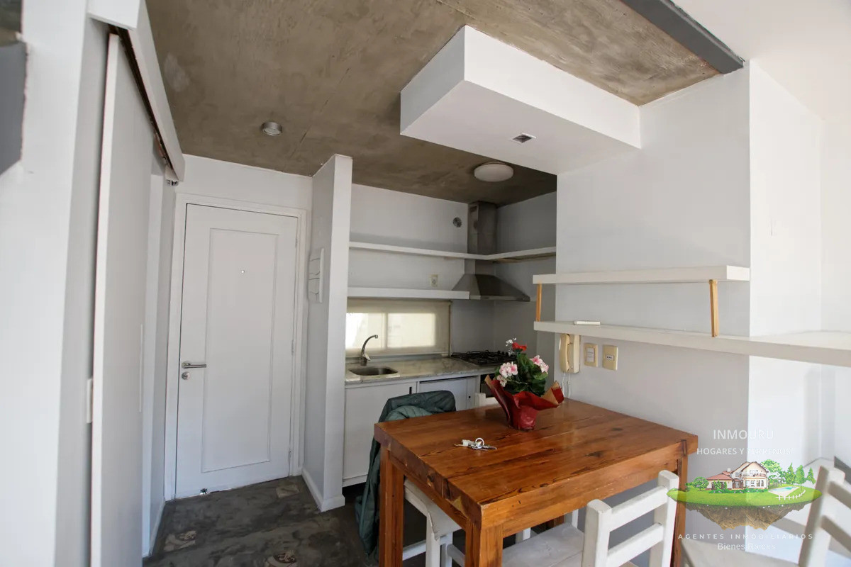 Apartamento ID.2186 - ALQUILER de apartamento en CIUDAD VIEJA 