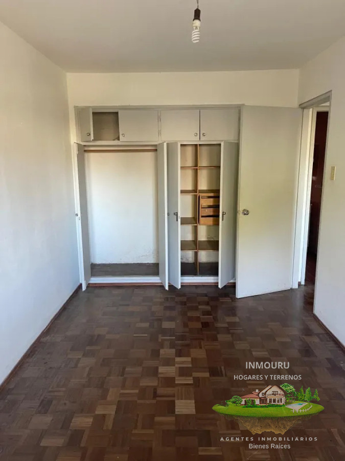 Apartamento ID.883 - Alquiler de apartamento en Tres Cruces 2 dormitorios