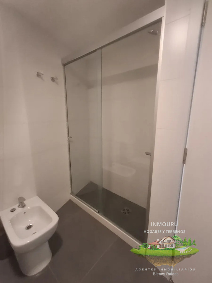 Apartamento ID.2818 - Alquiler de Apto de 1 Dormitorio con garaje en Tres Cruces