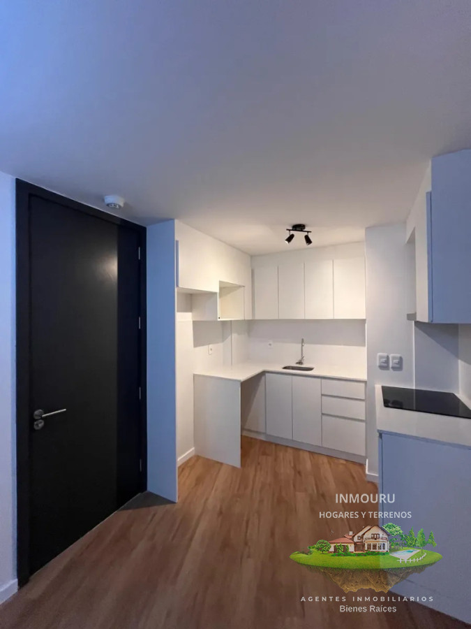 Apartamento ID.2818 - Alquiler de Apto de 1 Dormitorio con garaje en Tres Cruces