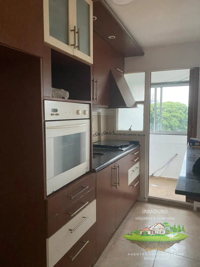 Apartamento ID.2753 - Alquiler de Apto de 2 Dormitorios en Buceo
