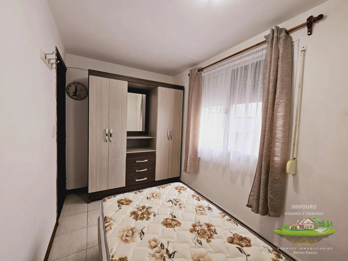 Apartamento ID.1742 - Vendo Apartamento tipo casa  2 Dorm. con cochera y Azotea con Parrillero
