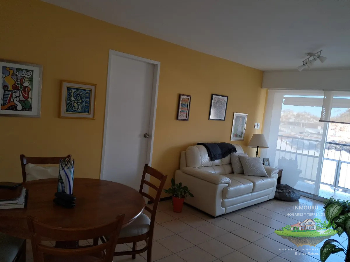 Apartamento ID.1611 - Alquilo lindo y amplo Apto en Aguada.