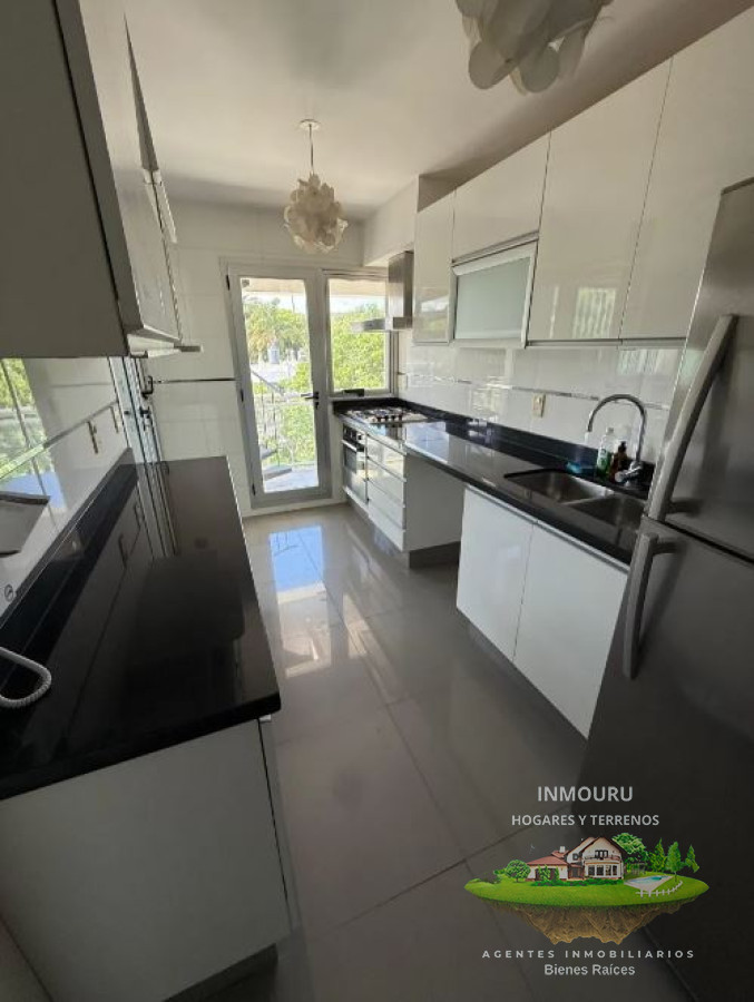 Apartamento ID.1375 - Alquiler de Penthouse en Buceo