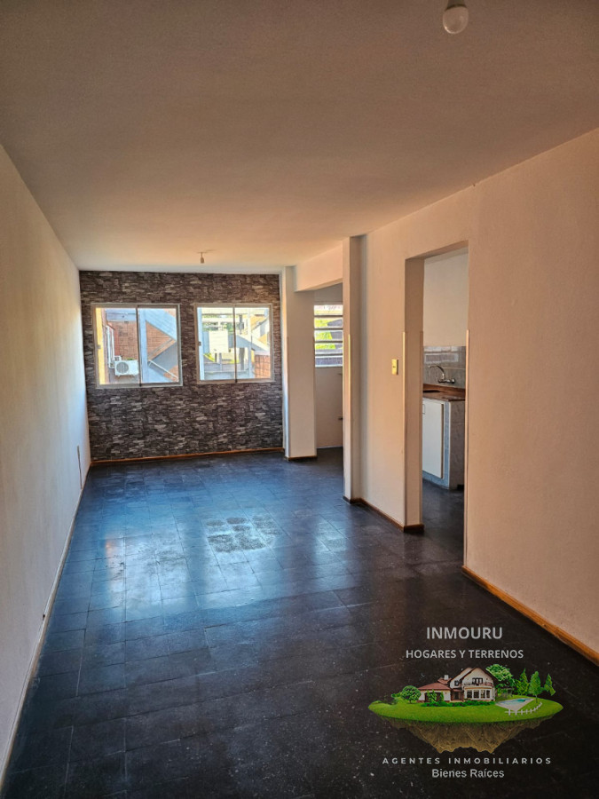Apartamento ID.2635 - Alquilo Amplio Y Luminoso Apto en complejo cerrado ubicado en flor de Maroñas