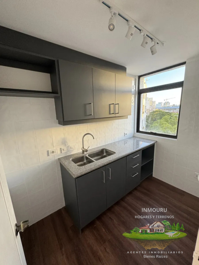 Apartamento ID.2721 - Alquiler Hermoso Apartamento en el Corazon de Punta Carreta