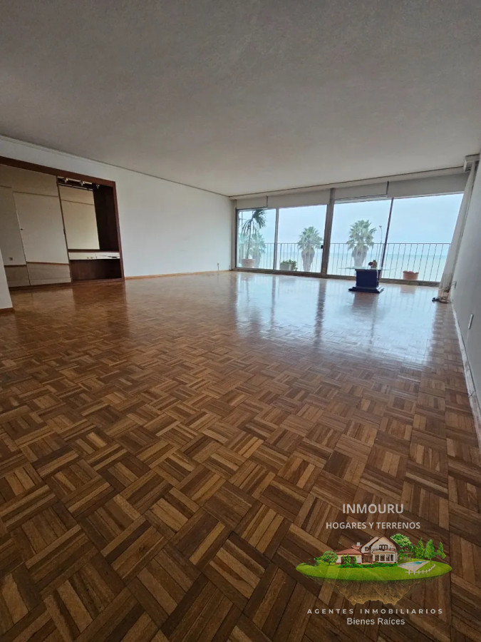 Apartamento ID.1552 - Alquilo Lindo Apto frente a la Playa de Pocitos,