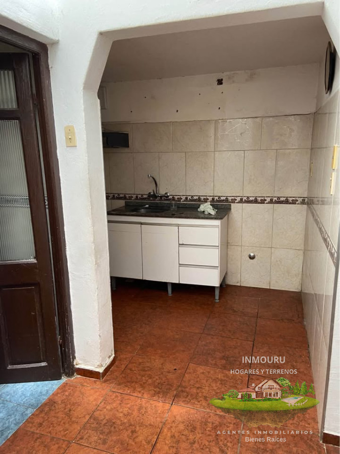 Apartamento ID.1036 - Se alquila apartamento de 3 dormitorios, La Comercial 