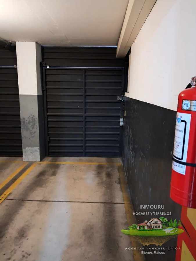 Apartamento ID.1611 - Alquilo lindo y amplo Apto en Aguada.