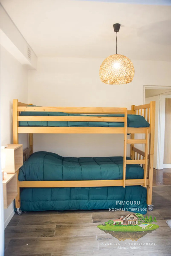 Apartamento ID.1568 - Se alquila amoblado 2 dormitorios con patio, Pocitos