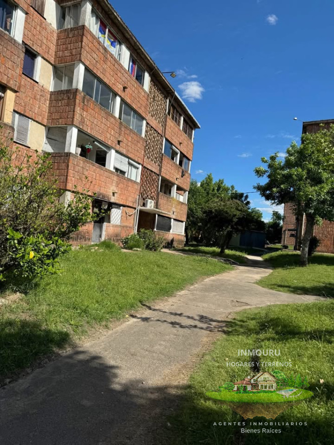 Apartamento ID.373 - VENTA de apartamento de dos dormitorios ubicado en la ciudad de DURAZNO