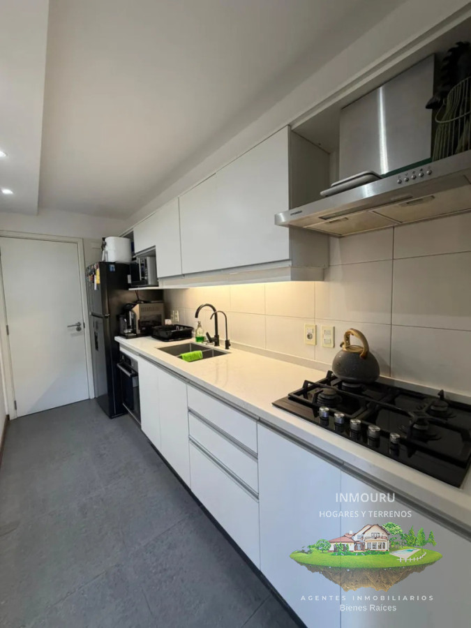 Apartamento ID.2719 - Alquiler de Hermoso Apartamento en Barra de Carrasco Frente a Rambla Costanera.