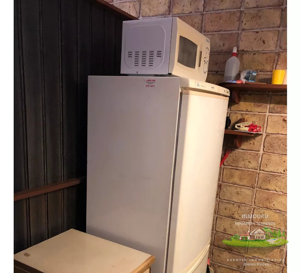 Apartamento ID.473 - Se vende casa a 20m de la playa, amoblada, con cochera, Atlántida