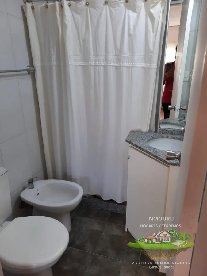 Apartamento ID.2812 - Alquilo luminoso apartamento de 2 dormitorios, 2 baños y cochera en Tres Cruces