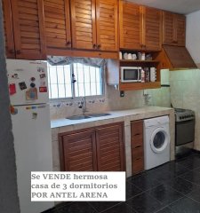 VENTA de casa de 3 dormitorios en VILLA ESPAÑOLA