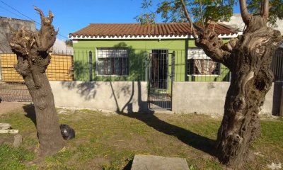 Alquiler de casa de 2 dormitorios en las Piedras entrada para camiones