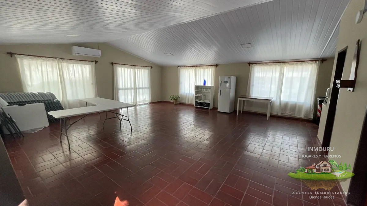 Casa ID.904 - VENTA de hermosa casa en PH ubicada en canelones frente al Shopping costa Urbana