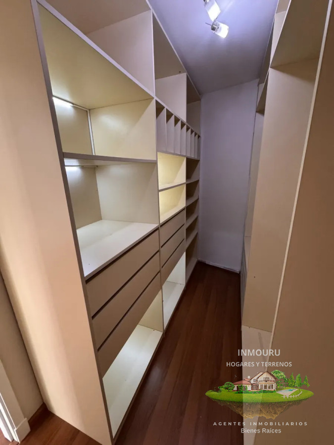 Casa ID.833 - Alquiler de casa en Pocitos Nuevo 3 dormitorios