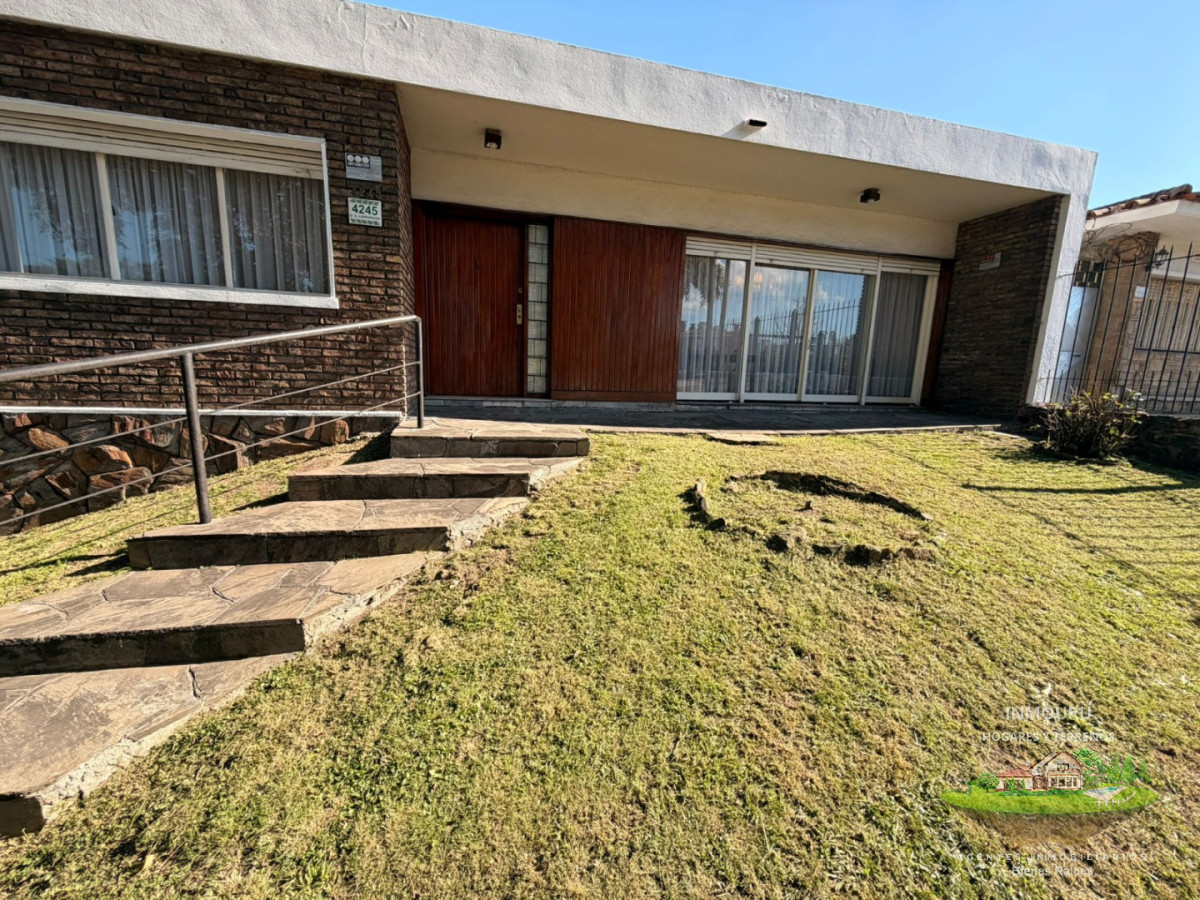 Casa ID.2906 - Venta de Casa a metros de Antel Arena