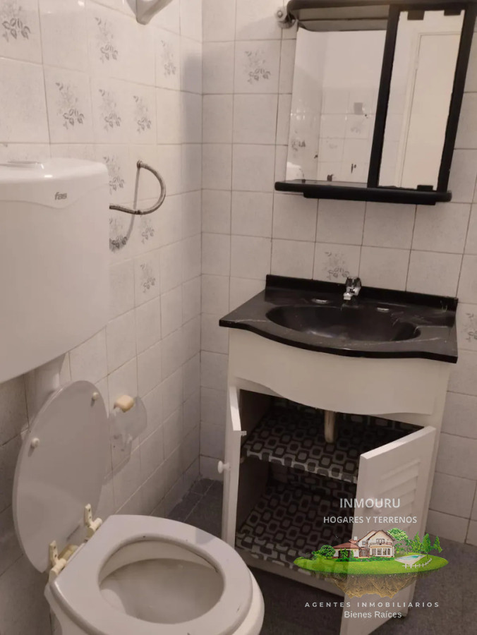 Casa ID.2689 - Alquiler de Casa en Barrio Jardines del Hipódromo 2 Dormitorios